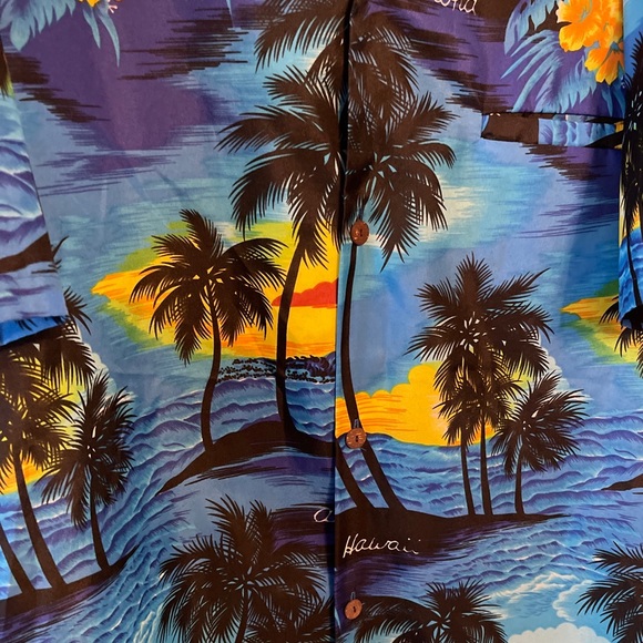 Royal Hawaiian Creations Shirt Men’s Size XL Blue Water Sky Palm Trees - Picture 4 of 5